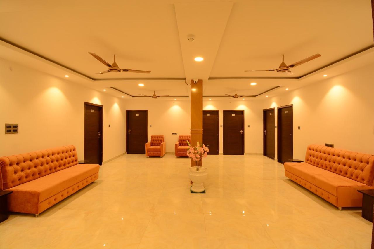 Hotel Grand Lotus Inn ชัยปุระ ภายนอก รูปภาพ